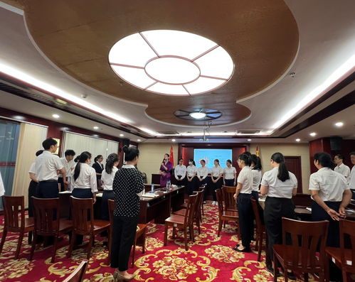 貴港市文旅投集團(tuán)舉辦會(huì)務(wù)商務(wù)禮儀專(zhuān)題培訓(xùn) 提升服務(wù)水平，樹(shù)立企業(yè)形象